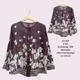 Atasan,blouse,kaos preloved/second/bekas pakai.