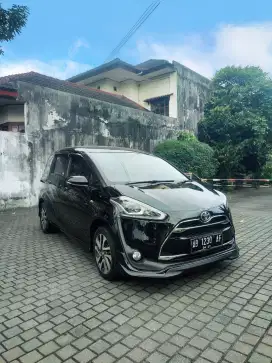Toyota Sienta Matic