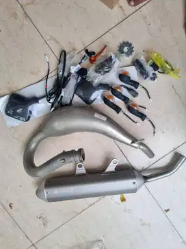 Knalpot KTM Sixday 300 cc 2 tak Bonus spion dan Sein ( original )