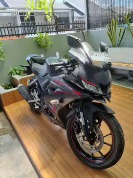 YAMAHA R15 V3 2017