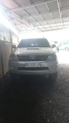 Fortuner Diesel 4x2 manual