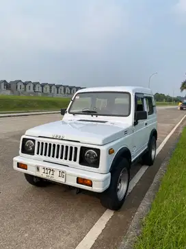 Suzuki Jimny 1987 Bensin