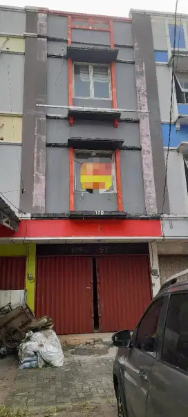 Di sewakan segera ruko 3lantai + ada lantai rooftop