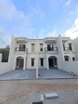 Hunian 2 lantai cantik lokasi di kawasan GDC depok