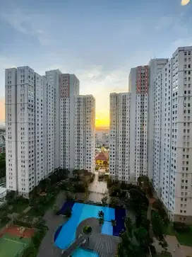 Dijual MURAH Apartment Greenbay 3BR, 49m2, Hoek, view Sea and Pool