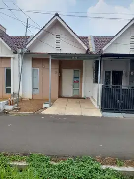 Dijual rumah di Navona Catalina Gading Serpong