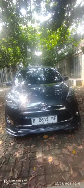 Toyota Sienta KM rendah
