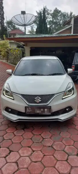 Jual Mobil Baleni Putih Mulus Pemakaian Pribadi