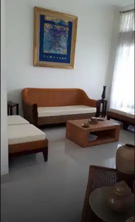 Dijual Rumah di Jl. Lapis Lazuli, Setiabudi Regency