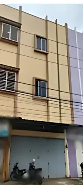 Dijual Ruko Tengah Kota