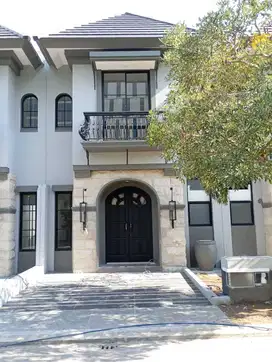 Dijual Villa Cantik Di Komplek Citraland Gama City