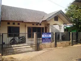 Rumah Bebas Banjir Dijual Di Jalan Asem Kunciran