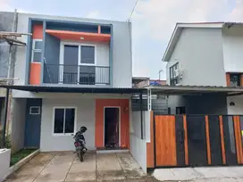 rumah cash 600 juta dekat tol stasiun terminal Laladon Bogor