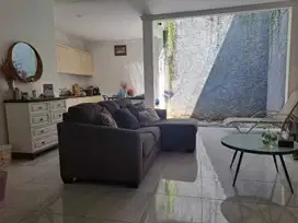 Dijual Rumah Cantik di Modernland, Tangerang,Sudah Renov Siap Huni