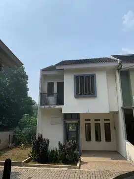 Jual Rumah Strategis Dekat Mall Cibinong City Siap KPR J-15652