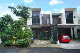 Jual Rumah Asri Strategis di Damara Village Harga Nego Bisa KPR J-9908