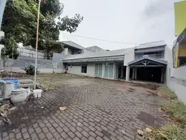 Disewakan Rumah Usaha Jalan Khairil Anwar, dkt Raya Diponegoro