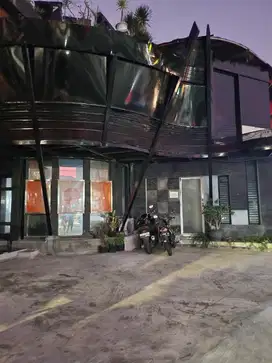 Dijual Gedung Pusat Kota Jalan Indragiri Surabaya