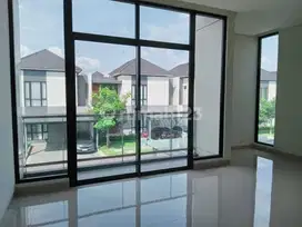 RUMAH SULTAN SUMMARECON CLUSTER EMILY FULL FURNISH & TERMURAH