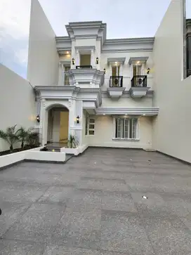 Rumah baru mewah luas di Joglo Jakarta Barat