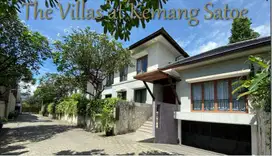 Rumah Mewah dalam Komplek Elit dekat Kemang Village, Kemang, Jakarta