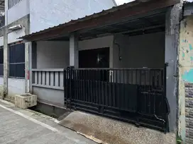 Dijual Rumah Minimalis Siap Huni di Pondok Timur Indah Bekasi Timur