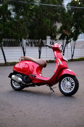 PIAGGIO VESPA MATIC SPRINT 150 IGET 2018 BISA KREDIT