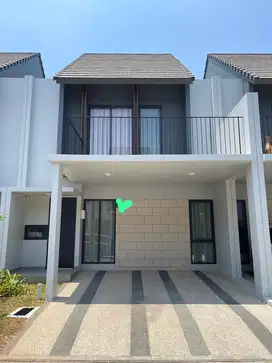 Rumah 2 lantai Di Wisteria Metland. Cakung. Jakarta timur