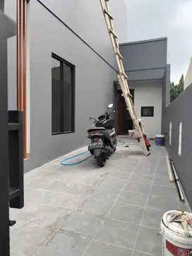 DIJUAL CEPAT RUMAH BRAND NEW SIAP HUNI BUKIT NUSA INDAH