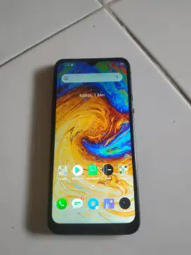 Dijual realme C2, ram 2/32, hp dan charger