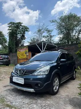 Nissan grandlivina Xgear 2013 AT