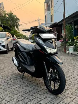 Beat deluxe 2024 km 900 perak like new last edition