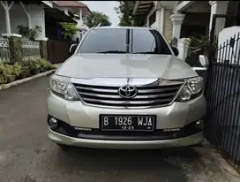 Toyota Fortuner 2011 Bensin
