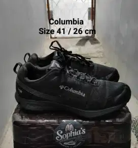 Sepatu outdoor/gunung Columbia size 26 cm