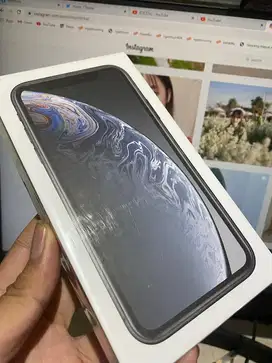 Iphone XR 64Gb Garansi Resmi
