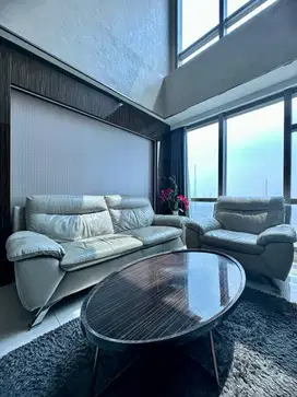 DISEWAKAN APARTEMEN 2 LANTAI FURNISHED LENGKAP MEWAH LA RIZ MANSION