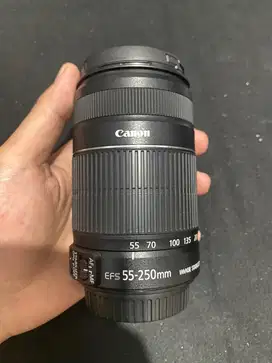 Lensa Tele Canon 55-250mm IS II Mulus