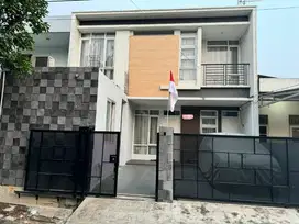 Dijual rumah siap huni bisa untuk koskosann di bintaro jaya sektor 5