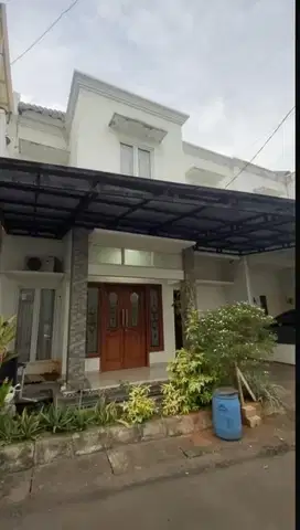 Dijual rumah siap huni full furnished di lubang buaya jakarta timur