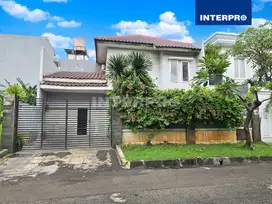 Rumah 2 Lantai Dijual Mega Kebon Jeruk Puri Botanical Residence 360m2