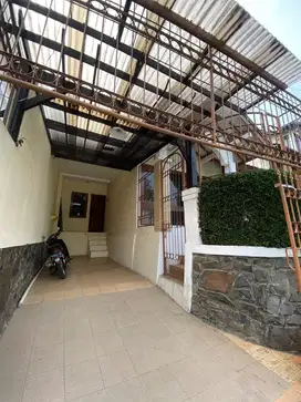 DIJUAL RUMAH CIGADUNG CIBEUYING KALER BANDUNG