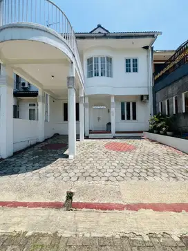 jual harga miring.rumah siap huni. bogor lakeside.
