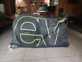 EVOC BIKE TRAVEL BAG PRO