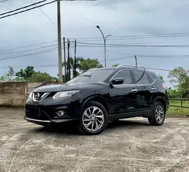 Nissan X-Trail 2.5 AT 2015