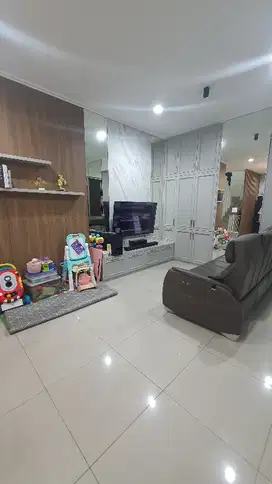 D jual rumah hoek pantai indah kapuk