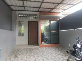 Rumah gress 2lnt  Kiara sari. buahbatu Sukarno hatta