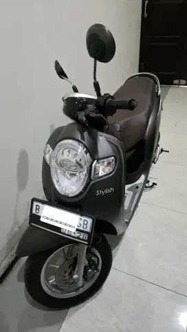 Scoopy abu 2018. KM minii