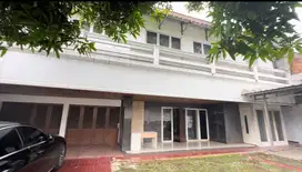 FOR RENT RUMAH USAHA DI AREA HANG TUAH KEBAYORAN BARU JAKARTA SELATAN