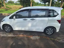 Honda Freed 2012 Bensin