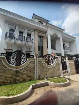 Dijual rumah mewah 2 lantai Binus Palmerah Jakarta Barat